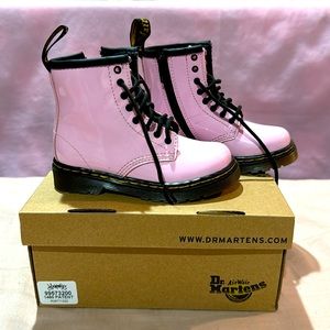 Dr. Martens 1460 8-Eye Patent Boot -Toddler 8- Pale Pink * NIB * never been worn